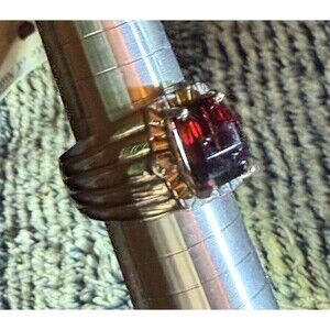 3.38ct Mozambique Garnet & White sapphire Silver Ring Sz 7.  Big! Doesn't snore!